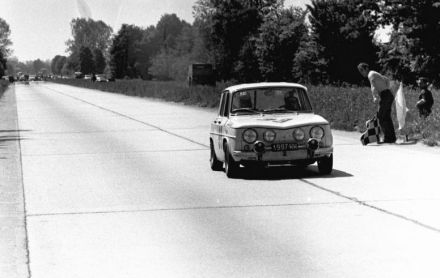 Ryszard Nowicki i Marian Bień – Renault 8 Gordini.